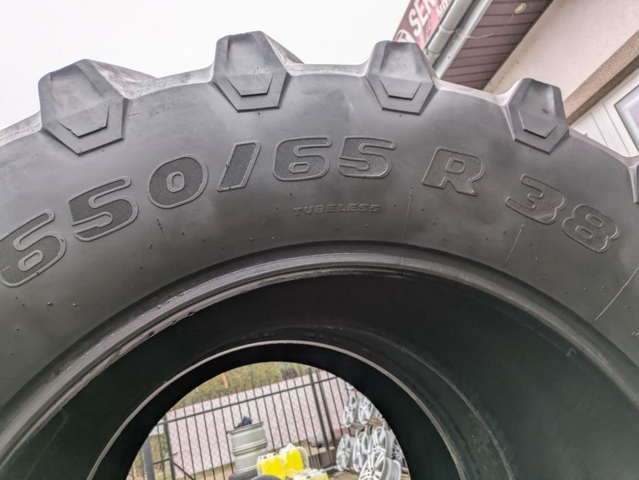 650/65R38 Trelleborg TM 800 para opon rolniczych