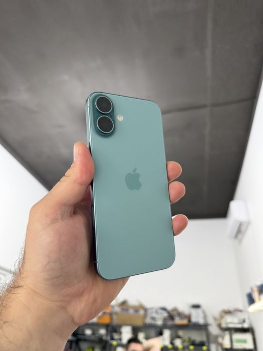 Apple iphone 16+ 128 gb 93% айфон 16 плюс фіз сім