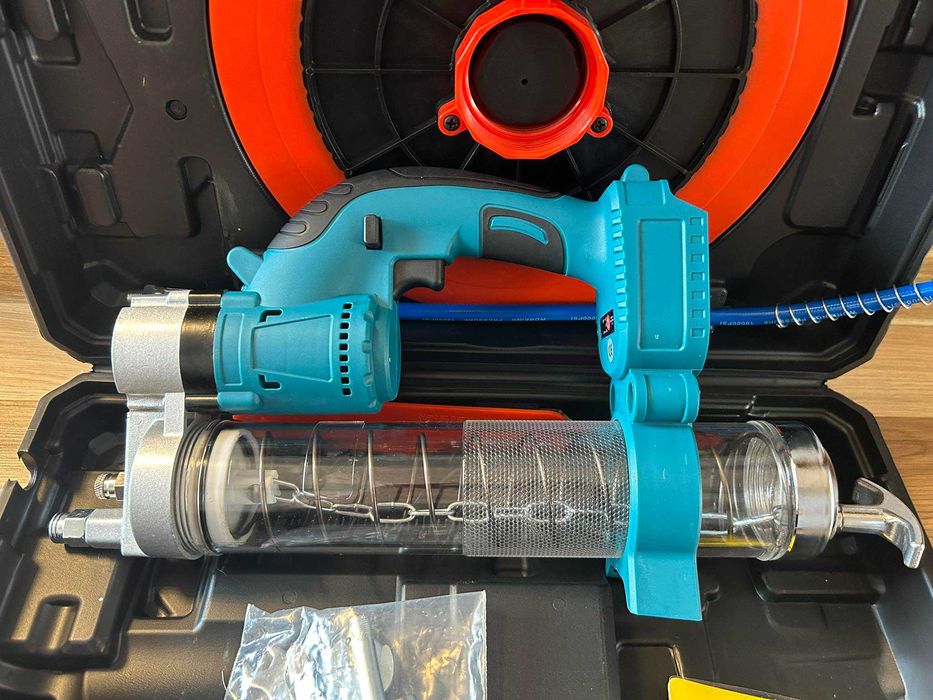 !OSTATNIE SZTUKI! Smarownica akumulatorowa 10000 PSI Gisam – HIT!
