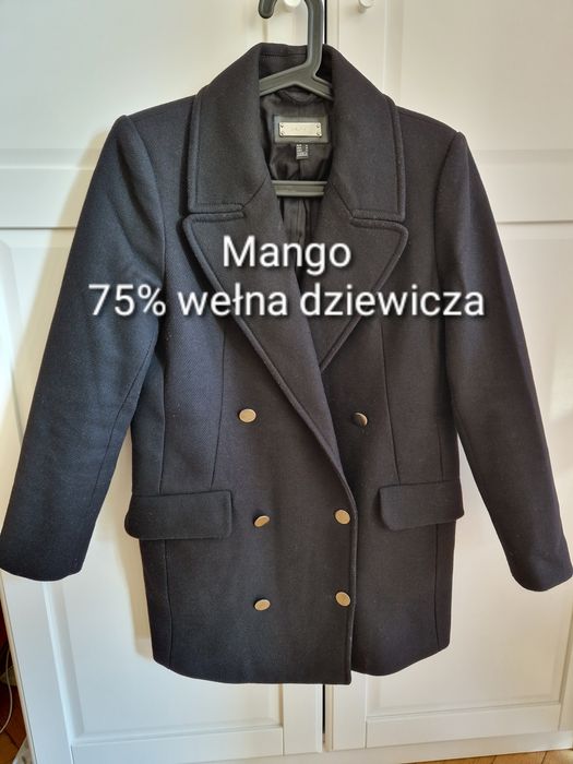 Welniany czarny plaszcz Mango 38 M zlote guziki
