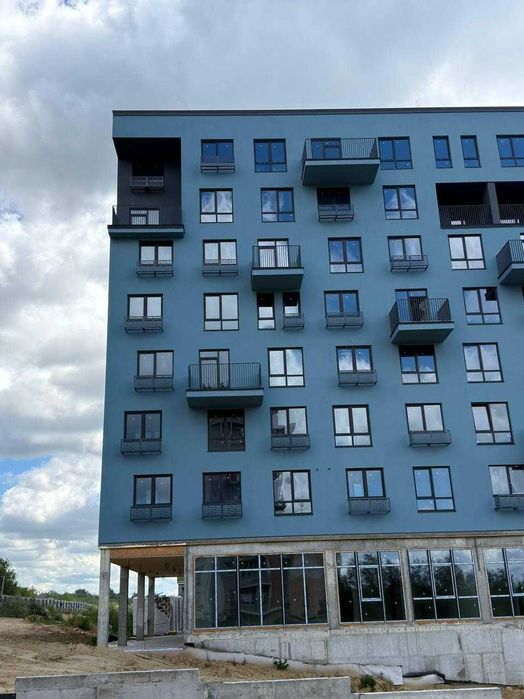 Продаж 2-кім. квартири 67,5 м2 2 поверх у ЖК «Шелест», вул. Студинського