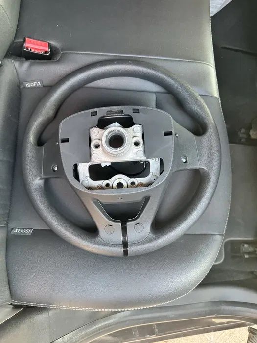 Руль для авто Hyundai i30