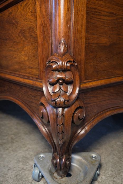 Nr. 402  Szafa pałacowa Ludwik XV