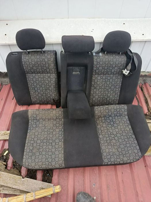 Сидіння для авто (opel astra)