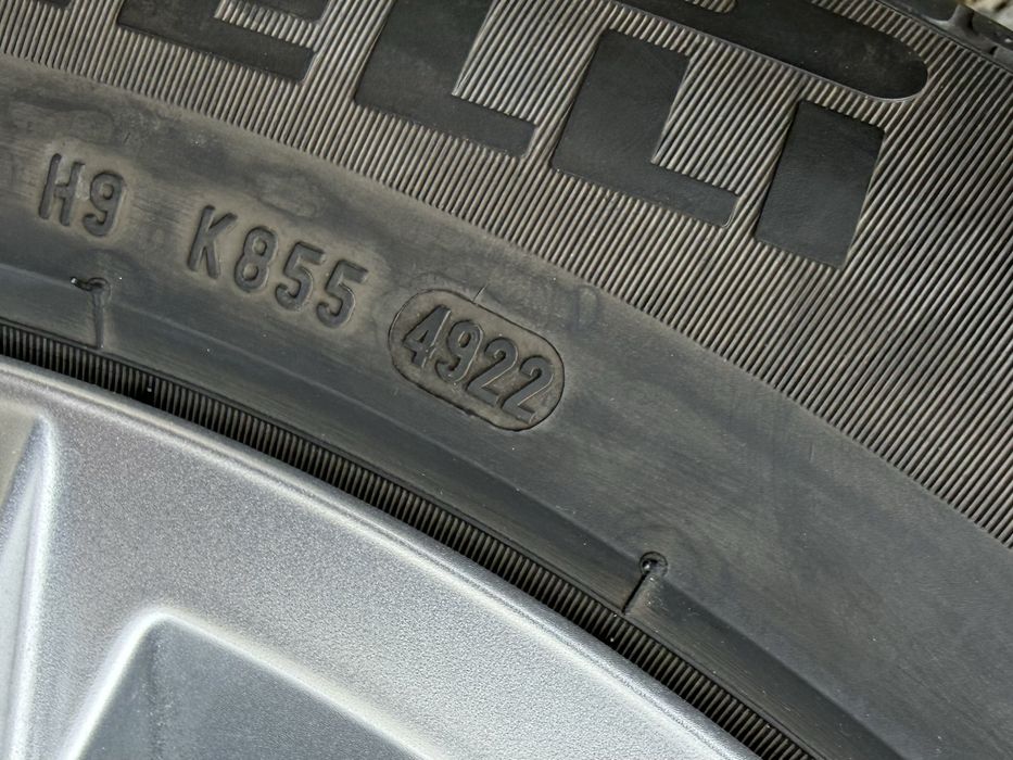 Oryginalne Felgi Volkswagen 5x112 Tiguan R-line Tayron 235/55R18 zima TPMS