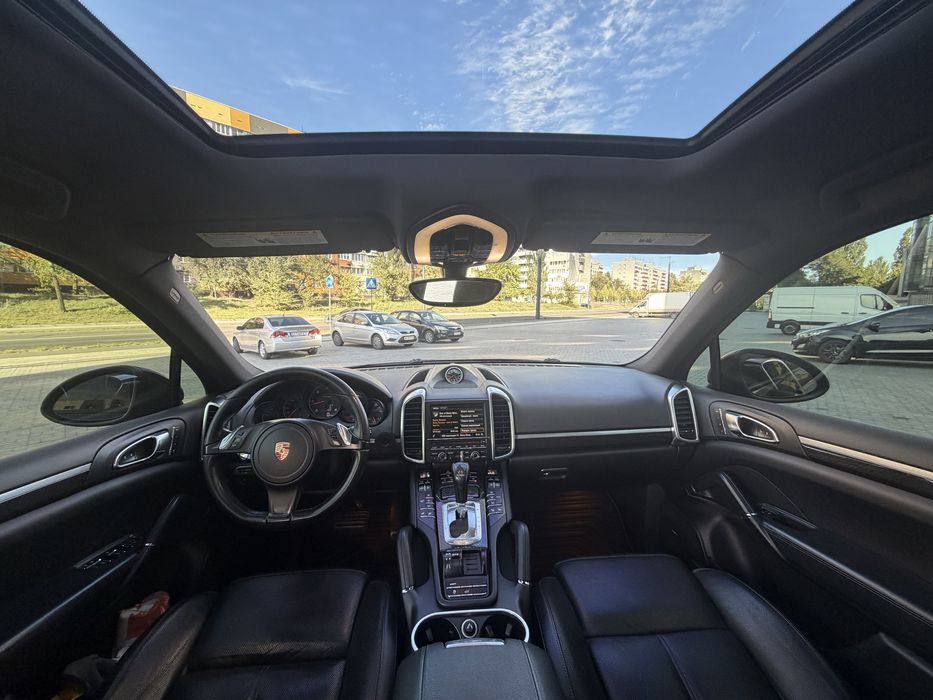 Porsche Cayenne обмін на два авто