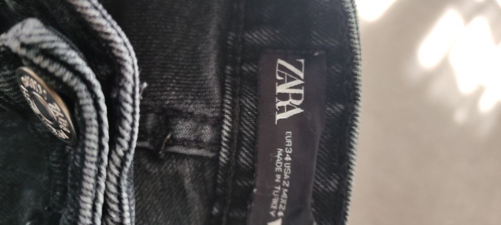 Джинси чорні  ZARA підліткові на дівчинку
