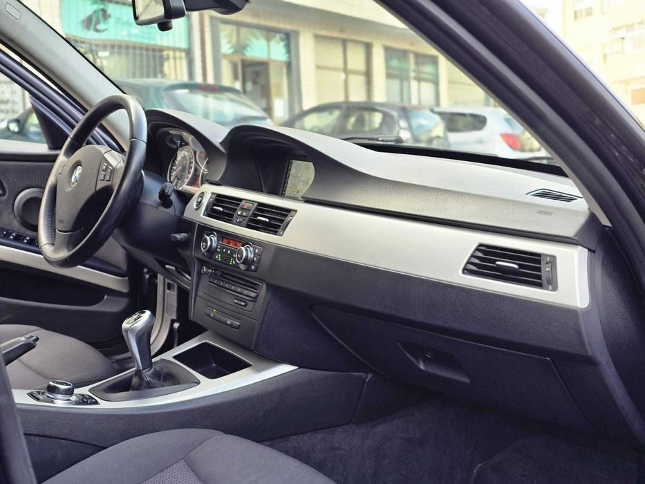 BMW 318D E91 PACK M 2.0 143CV "LOOK 335"