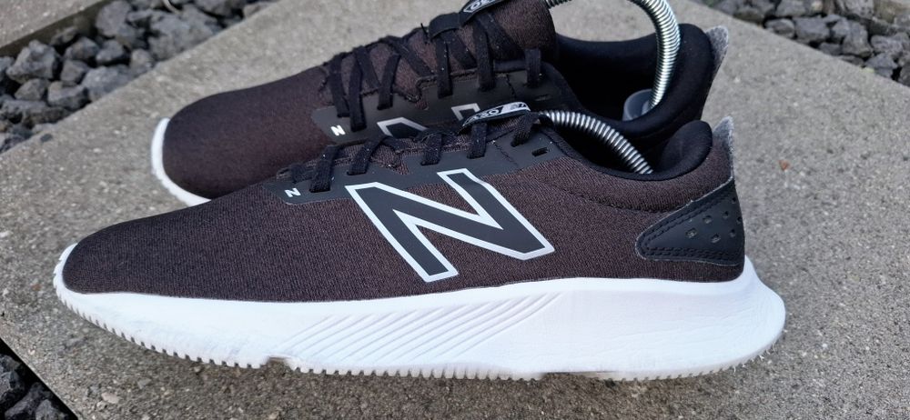 New Balance 430, damskie obuwie sportowe, roz. 41,5