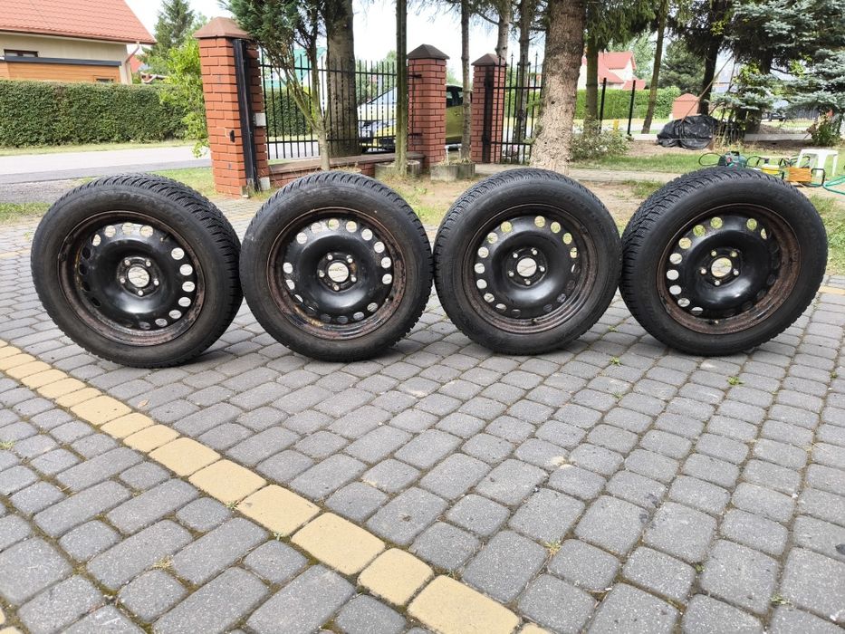 Opony zimowe Dunlop winter sport 5 205x55 r16 z felgami stalowymi Opel