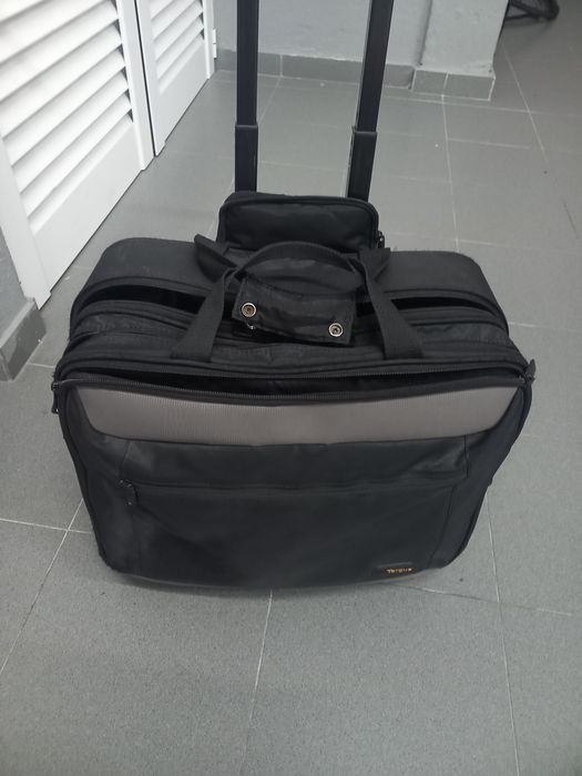 Mala de viagem, trabalho ou executiva TARGUS