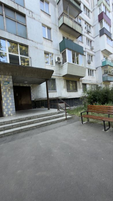 У продажа 4к квартира на проспекті Богдана Хмельницького