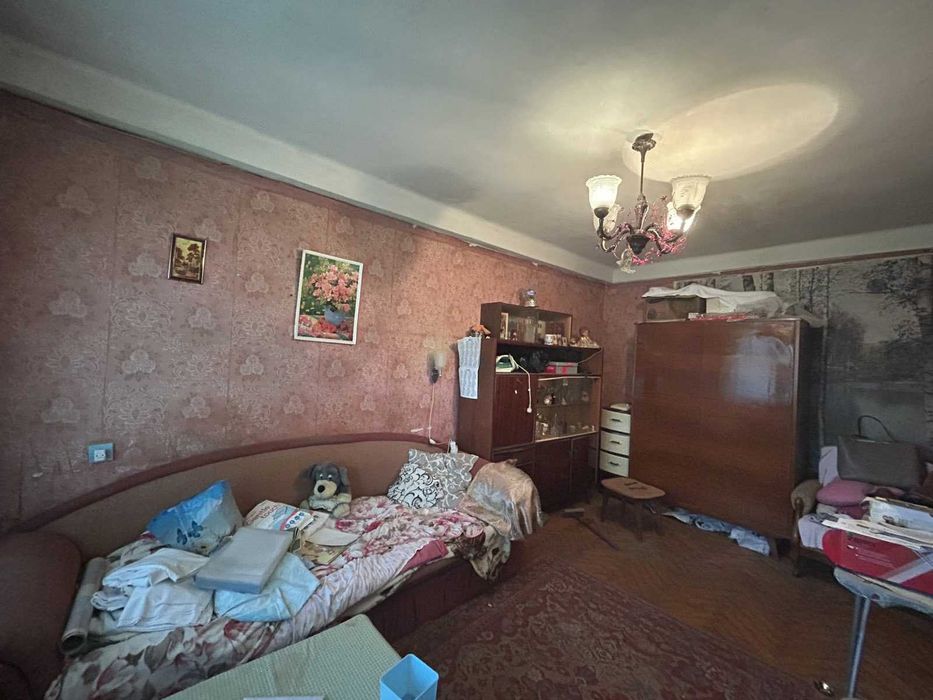 Продам 2-ух комнатную квартиру на Нивках, ул. Щербаковского,61.