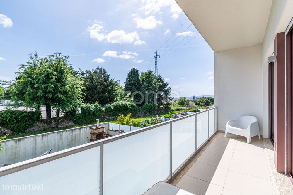 Moradia T5 em Palmeira, Braga