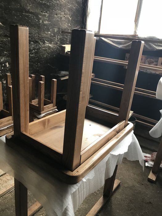 Табурет дубовий ,стілуць 1600грн