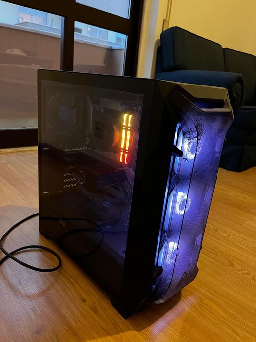 PC Gamer com leds