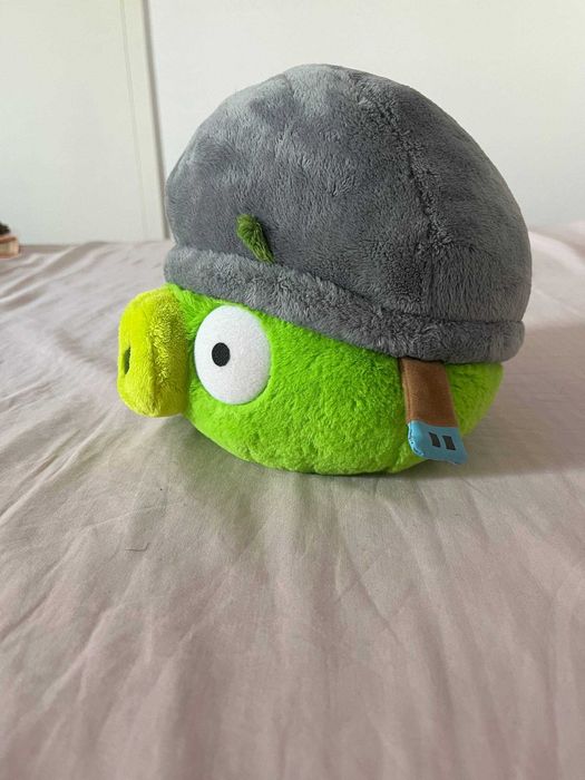 Peluche porco Angry Birds com capacete, cerca de 20 cm