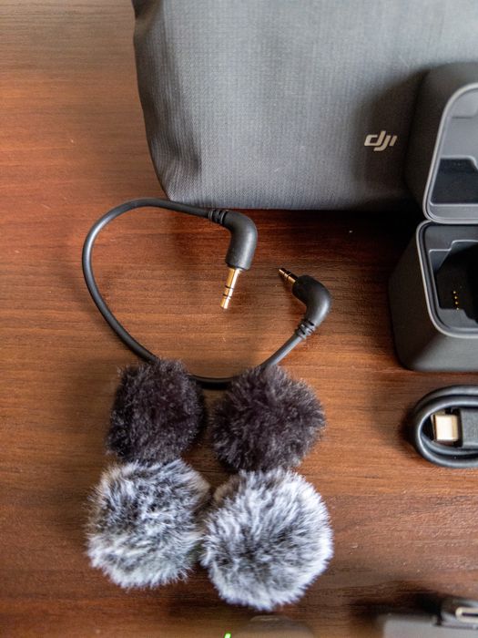 DJI Mic Mini (2 передатчика + 1 приёмник + кейс)