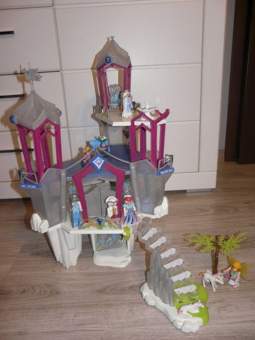 Playmobil duży pałac księżniczek.