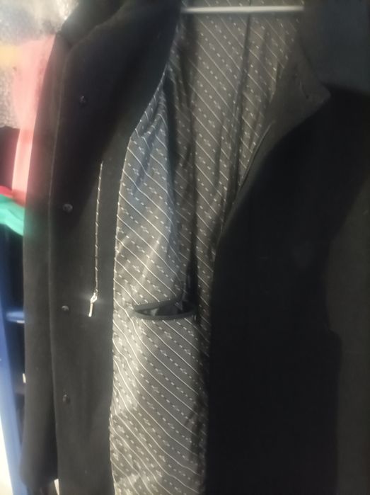 Продам мужское кашемировые пальто,черное