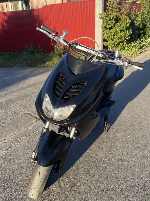 Yamaha aerox , ne slider ,neos,bws,malaguti,jog,aprilia