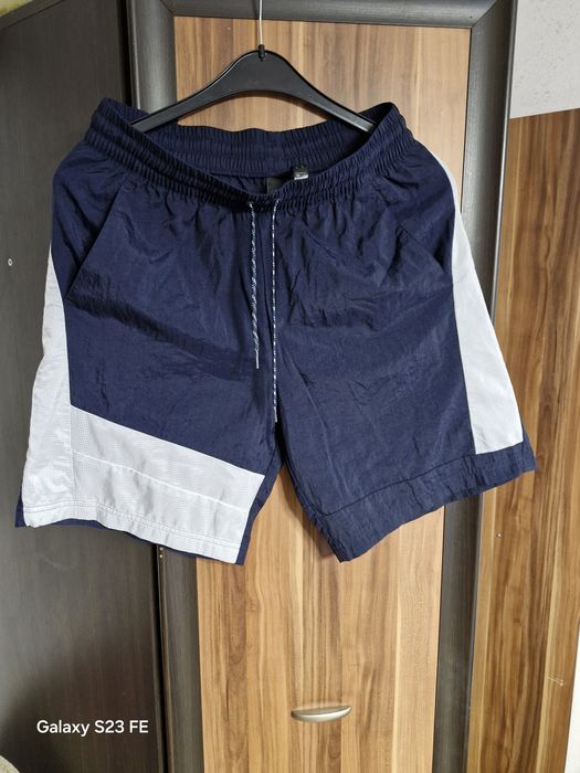 Spodenki krotkie męskie Adidas rozmiar M stan idealny