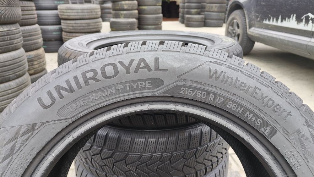 215/60/17 Uniroyal Winter Expert komplet