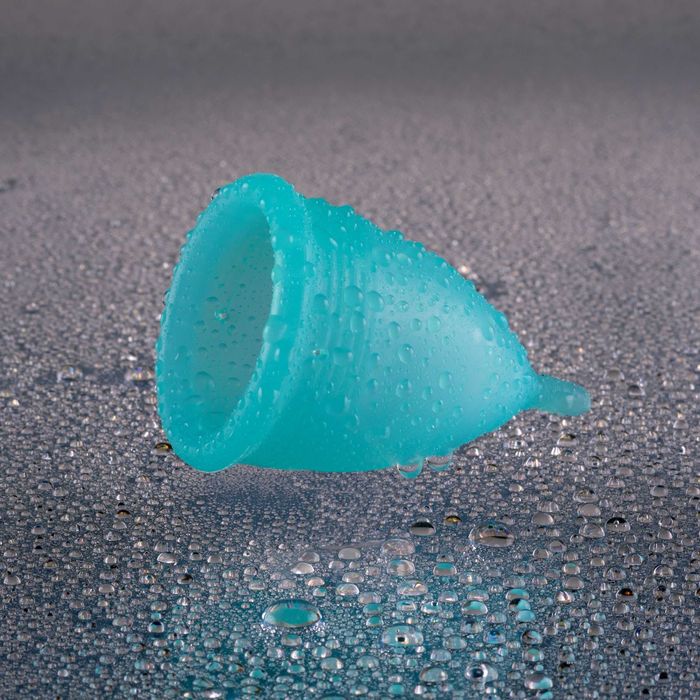 Kubeczek menstruacyjny QUEEN CUP 100% z medycznego silikonu certyfikat