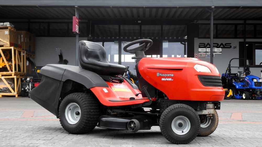 Traktorek kosiarka Husqvarna B&S 2 Cylindry (300601.5) - Baras