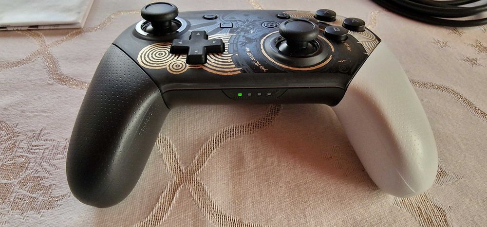 Nintendo Switch Pro Controller The Legend of Zelda