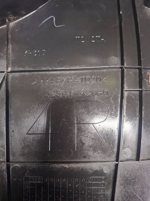 toyota rav 4 (xa40) 2015 tył strona prawa chlapacze tylne