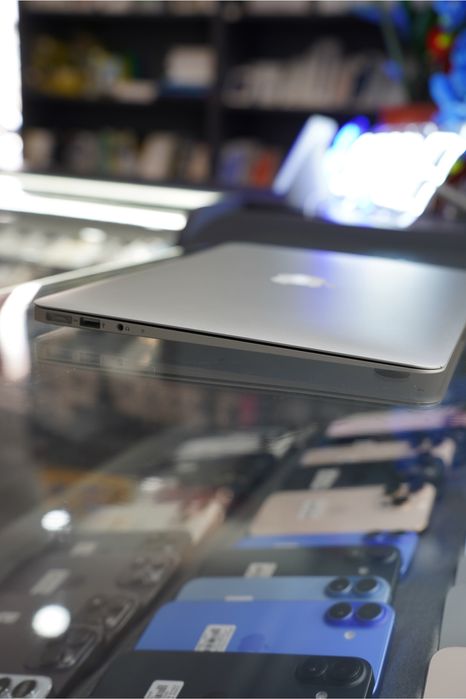 MacBook Air 13 2012 i5/4/128