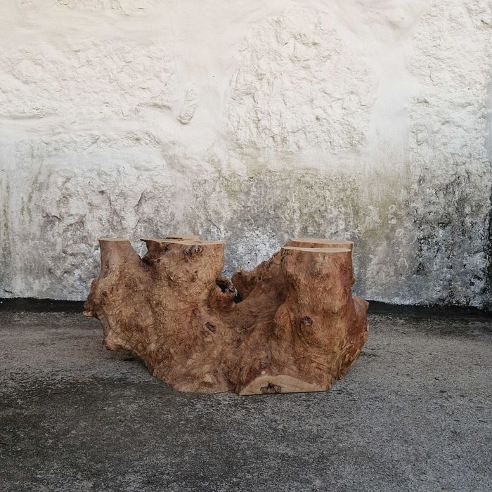 Mesa de centro natural, Pedaço de madeira, freixo maciço