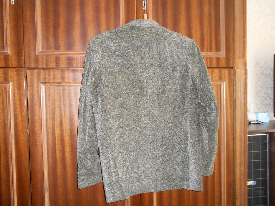 Мужской пиджак, ткань с велюровым отливом, фирма "Безондер".
