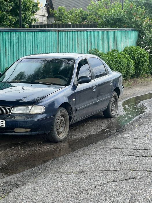 Kia Clarus  1998 год газ/бенз 2.0