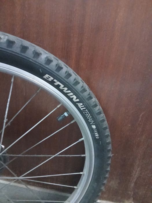 Bicicleta de criança roda 20" em bom estado