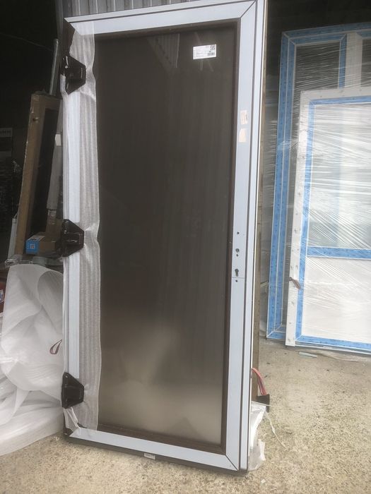 ДВЕРІ Вхідні WHS Т94 темний дуб