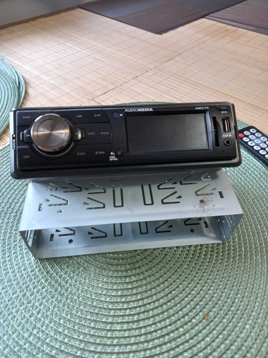 Sprzedam radio samochodowe