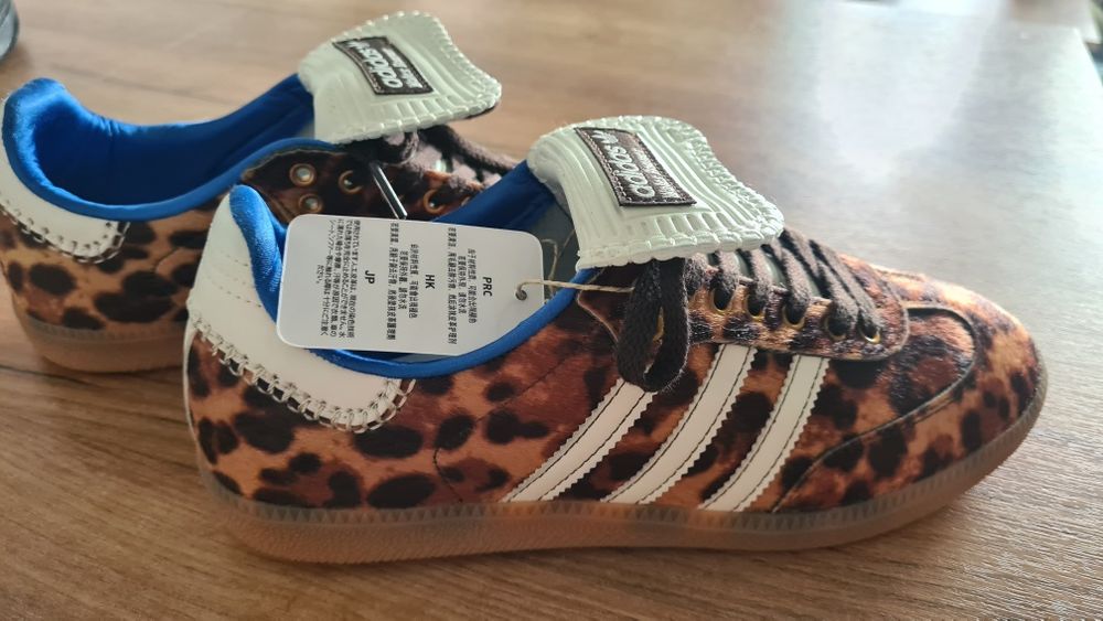 Buty Adidas r. 40 Nowe (39)