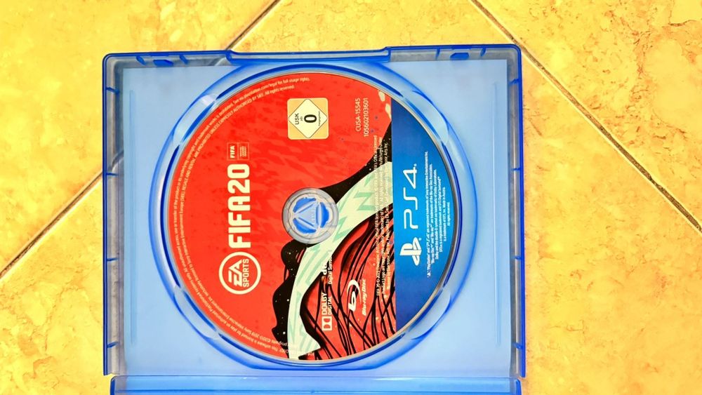 Playstation PS4 Slim 1 TB
