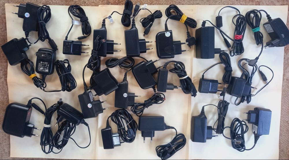 Зарядки,адаптери,шнури