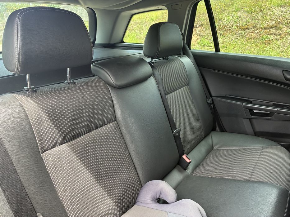 Opel Astra H caravan