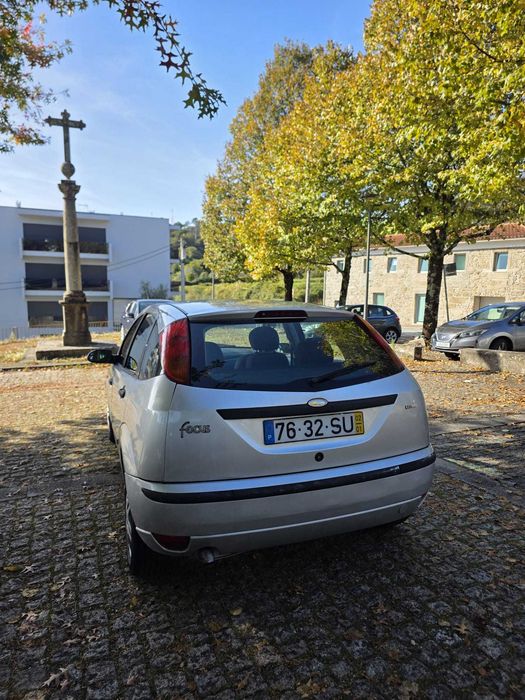 Ford Focus 1.8 Tdci 115cv 2002 — photo 3