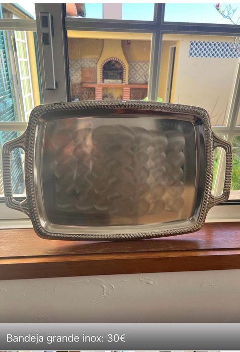 Bandeja, cascinha.  E várias outras de vários  tamanhos