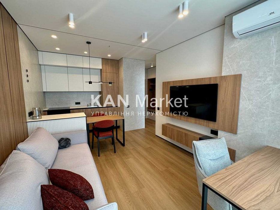 Довгострокова оренда 1к квартири 33 м² в ЖК "Файна Таун". Без комісії!