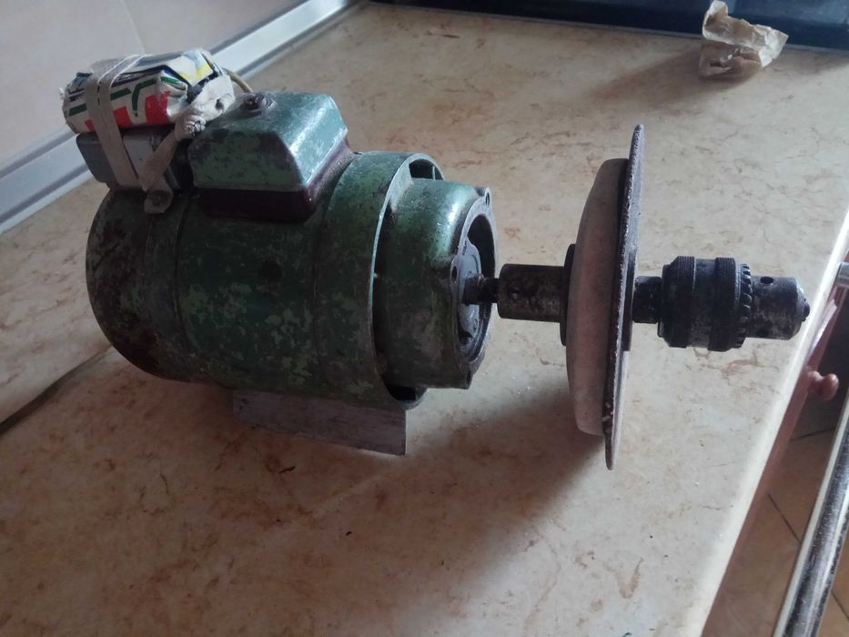 Продам наждачный станок