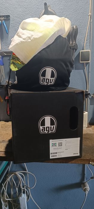 Capacete AGV K6 MINIMAL Tamanho S + Viseira Extra