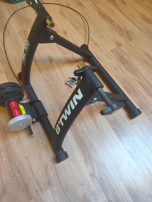 Trenażer magnetyczny IN,RIDE100 BTWIN