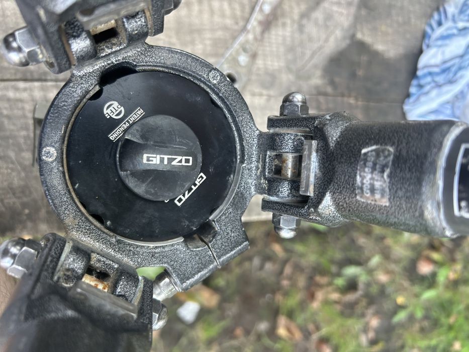 Комплект: трипод, карбоновий штатив с головой Gitzo