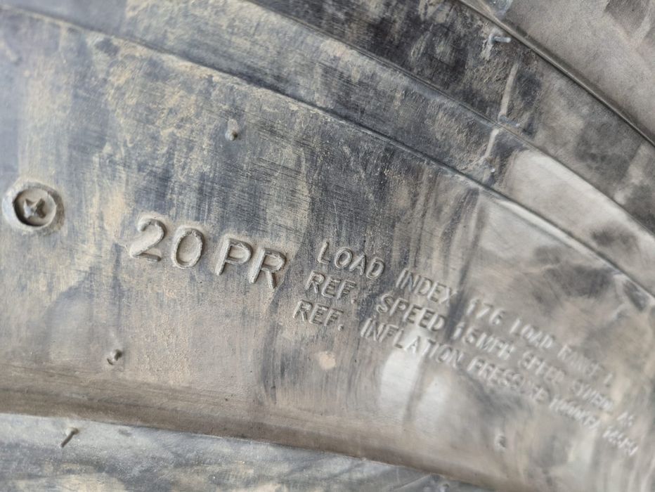 12.00-20 Wide- Wall 12.00R20